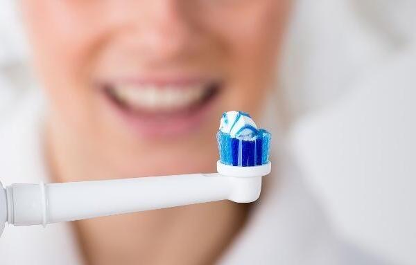 聲波式電動(dòng)牙刷