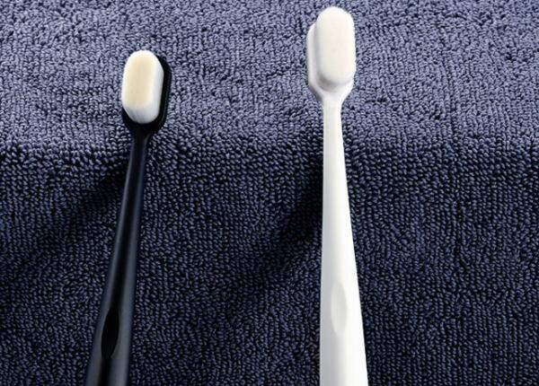 成人超細(xì)毛牙刷好用嗎？超細(xì)毛牙刷讓牙齒洗得徹底！