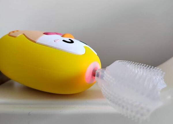 寶寶需要買u形牙刷嗎？寶寶u形牙刷挑選技巧