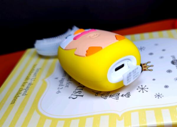 新款兒童u型電動(dòng)牙刷怎么充電？常見的三種U型牙刷充電方式