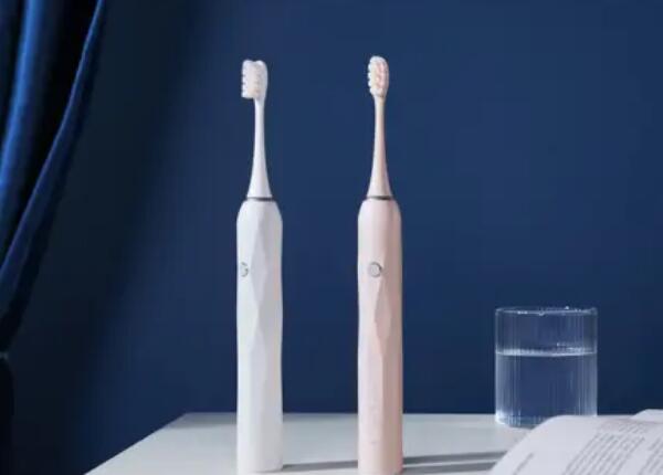 電動(dòng)牙刷后續(xù)使用成本分析：電動(dòng)牙刷值不值得購(gòu)買(mǎi)