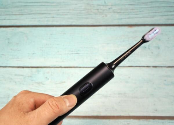 使用電動牙刷手抖怎么辦？解決刷牙手抖的幾大措施